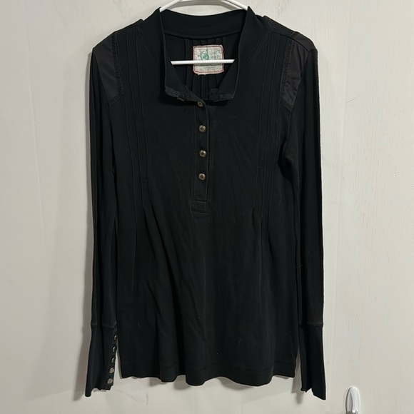 Free people long sleeve top, Sz Med, 5 button sleeves - Picture 1 of 6